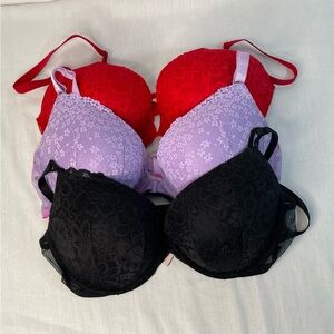 3 Victoria’s Secret lace push-up bras size 40 C